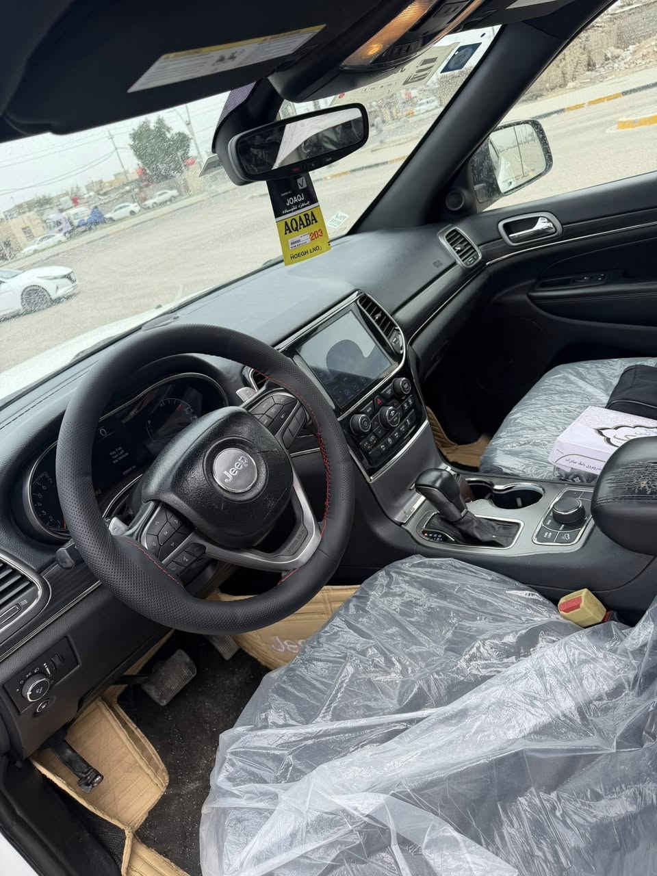 جيب شيروكي فول الفول اعلى فئه حادث بنيد وشويه من الجاملغ وبيها سونار مكاني البصره السعر 250 موديل 2020 اي ستفسار ***********
