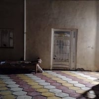 بل صخين مقبيل طاقه • ٤٢٥م • غرفتين وصالة