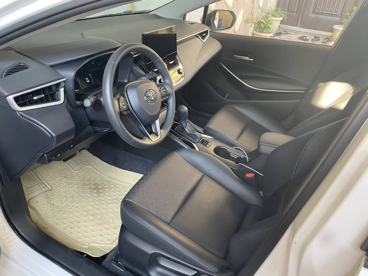 2024 مكفولة ماشية 21 الف بأسمي مواصفاتها معروفة فول رادار السعر 153 هـ ***********
