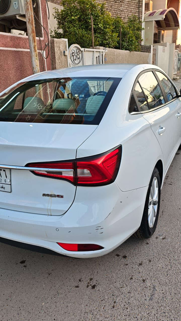 MG5 Comfort 2022
سلام عليكم ورحمة الله 

MG5 

فئة Comfert 2022 

سيارة وكالة و بعدها بالضمان و السيارة باسمي تشتري تحويل ثاني يوم باقي ضمان بيها 3 سنوات من الشركة 

ماشية 38000 كيلومتر 

مواصفات : 

محرك ١٥٠٠ تنفس طبيعي 

كامرة خلفية و حساسات 

تحكم ستيرن

تحكم مري جانبية 

كروز سرعة 

شاشة كبيرة ربط AndroidAuto & Apple CarPlay 

اشاير مري 

حساسات تايرات 

السعر : ١١٨ بيها مجال بسيط 

التواصل *********** 

متواجد واتساب و اتصال
