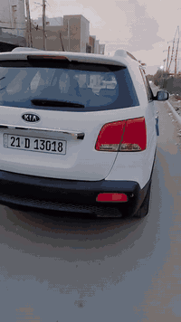 السلام عليكم ورحمةالله                                                 للبيع كيا سورنتو رقم شمالي الاماني الجديد بأسمي تريد تحويل تريد وكاله موديل 2013  سياره مكفوله من البارد والصبغ حتى دعاميات وصورت سونار مرفقه   مكفوله سياره وضع وكاله وسيرفس  كامل وجديد جدا  وبشرط السونار مرفق مع الصور وتصوير فديو كامل للسيارة بالمنشورر
الموصفات 
محرك 4 قتصادي نظام ايكو                                            7 راكب 
تحكم ستيرن تبريد                                                   شاشة ايباد
اشاره با مرايه                                                             مري شفط.  
مثبت سرعه                                                       حساسات خلفيه 
مكان السيارة بغداد 
سعر المطلوب 149 وبيها مجال بصيط
الاستفسار  
***********  فقط بيع بدون مراوس
