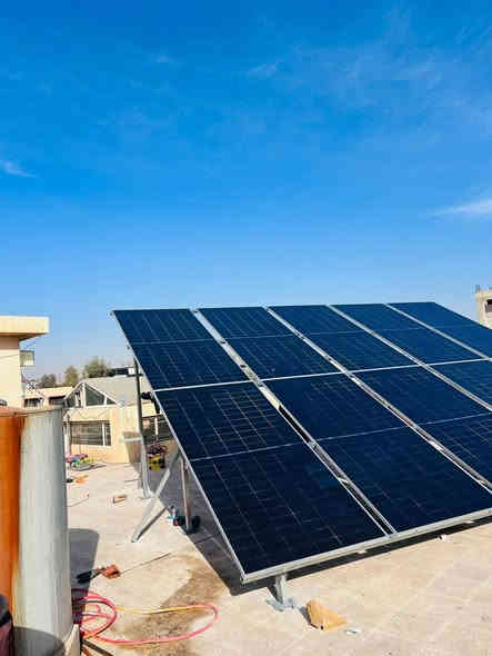 منظومة من طاقة سمارت في الموصل - حي العربي - منزل الدكتور حامد ابراهيم الراشدي 

تم اليوم الانتهاء من نصب منظومة طاقة شمسية 
 منظومة Sofar للدكتور حامد ابراهيم الراشدي  
منظومة سوفار هي منظومة هجينة يمكنها التوليد وارجاع الكهرباء للوطنية بكفائة عالية . 

- انفيرتر 6 كيلو سوفار ضمان 5 سنوات 💪🏼
- بطارية داينيس 14.6 كيلواط ضمان 10 سنوات 💪🏼
-  لواح شمسية 620 واط من HZ ضمان 12 سنة 
- نظام مراقبة عن بعد كامل 24/7

 

# مميزات المنظومة الشمسية
-ارجاع الكهرباء للوطنية 
- تقليل فاتورة الكهرباء بنسبة اكثر من 80% 
- تحسين البيئة وتقليل الانبعاثات الكربونية
- توفير الطاقة في أوقات الذروة
- المحافظة على اجهزة المنزل كون الفولطية مستقرة وتطول العمر الافتراضي للاجهزة الكهربائية   

# الفوائد المالية
- توفير مالي جيد كون الكهرباء مجانية وارجاع الكهرباء للوطنية 
 .

مكتب طاقة
الموقع الاول بعشيقة حي العسكري مقابل معرض مخلد 
 مهندس فادي *********** 
***********.   اياس سعيد
 

طاقة_شمسية
#منظومات_طاقة
#سوفار
#HZ
#داينيس
#الربيعة
#تل_سمير
#طاقة_سمارت
#طاقة_متجددة
#انفرتر
#بطاريات
#الواح_شمسية
#نصب_منظومات
#عروض_الطاقة
#عراق
#بعشيقة
#مهندس
