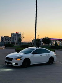 نيسان ماكسيما • ٢٠١٠ • فول مواصفات