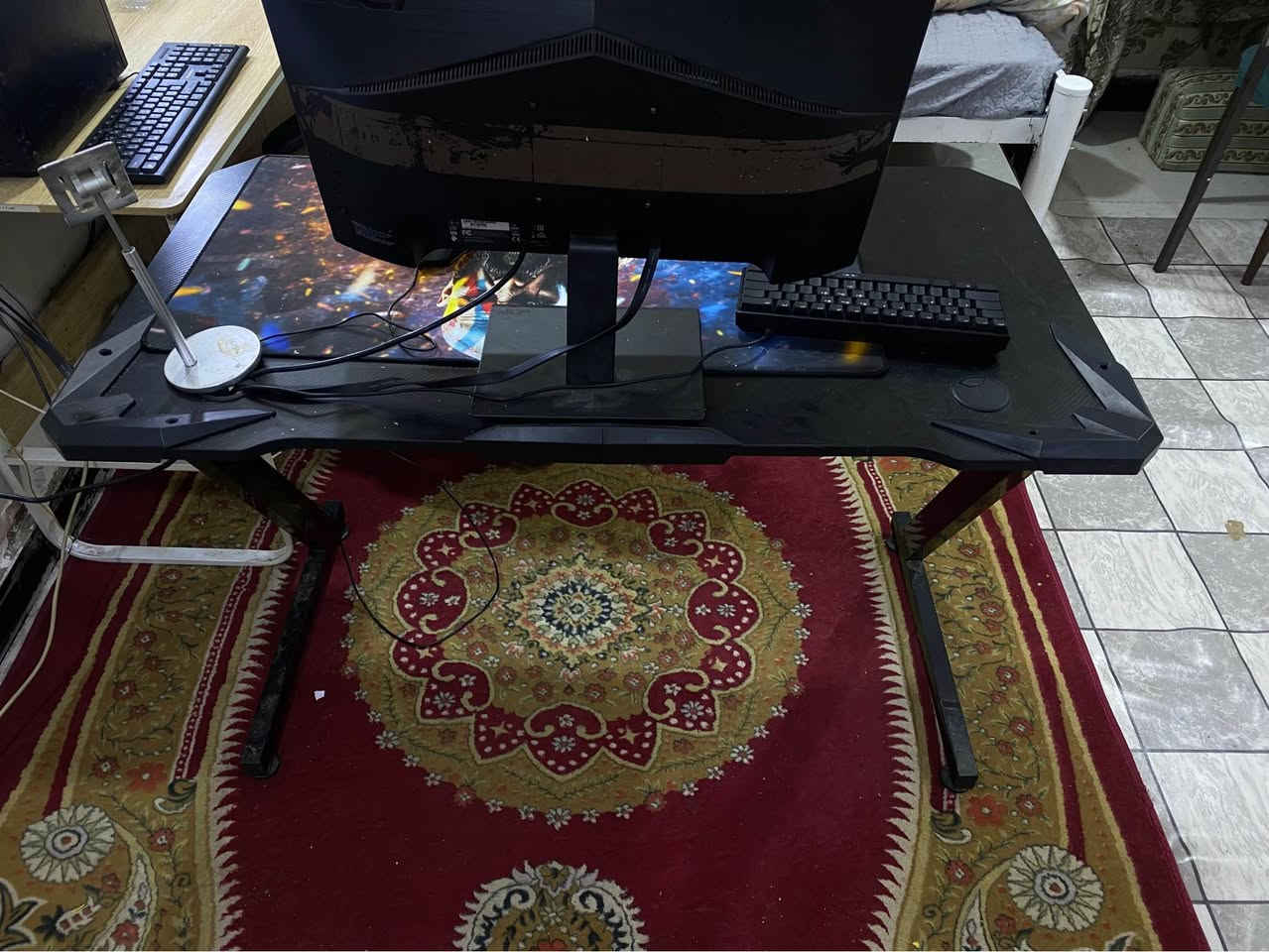 ميز كيمنك اخو الجديد ما بي اي مشكلة كلش نظيف بي حامل سماعات وحامل اكواب  قيم واخذ البصرة, العراق


**إذا كنت صاحب هذا الإعلان وتريد حذفه لأي سبب، رجاءا أرسل رسالة إلى الدعم الفني**