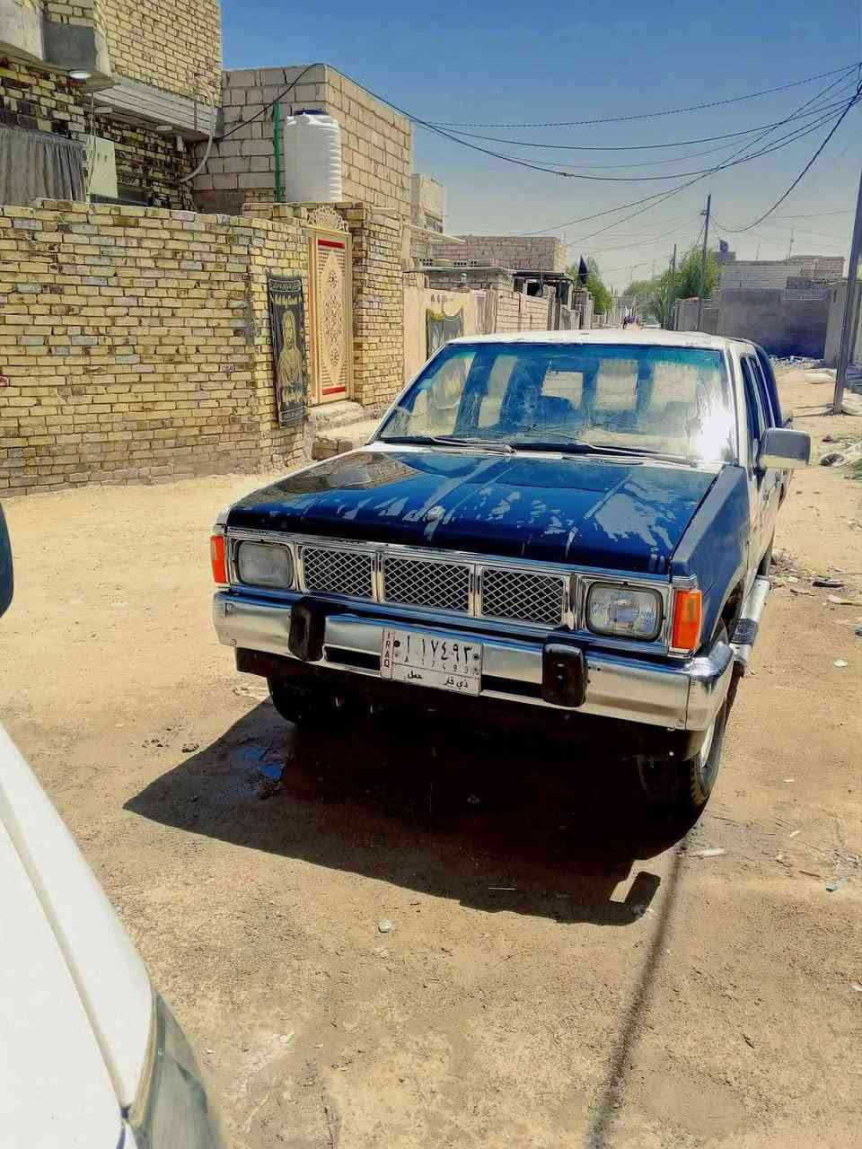 السلام عليكم للبيع بيكم نيسان سياره حلوه مكينه بيها خيط بخار كير مشروط اكسن المشروط حداديه نص عمر سعر 23 وبيها مجال رقم ذي قار تحويل مباشر مشروع وطني سنويه لل 29 استفسار ***********
