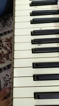 1000ياماها للبيع نضيف وكلشي مابي وعلى الفحص سعره 550وبي مجال 078248807...