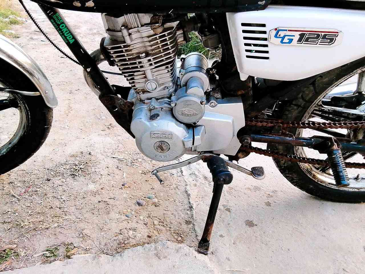 سلام عليكم سيفان خمسه كير دراجة نضيفة محرك اخرس لا تبخير لا تنقيص كهربائيات كاملة سعر 325 مكاني بغداد اليوسفية ***********
