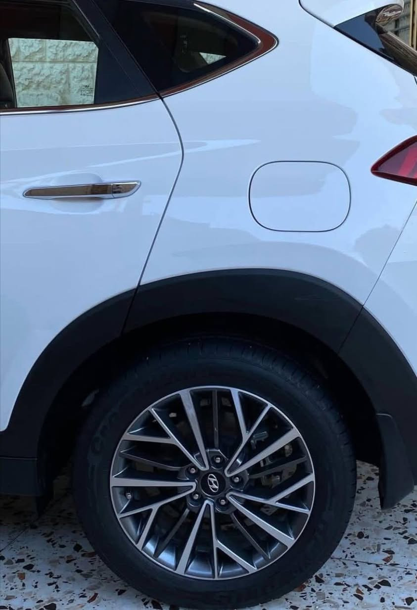 توكسان 2020  كوري كلصاد كفاله عامه من دعميه ل دعميه فول فول عده فتحه ماشيه ٥٤الف رقم سليمانيه هزا سنويه كله جديد حد ٢٠٣٠ بصمه تشغيل بيبان بصمه تلاجه لاسيكي كارب بلي تحكم محرك حجم ٢٠٠٠ دوش سبير ما نازل سعر 218 وبي مجال قليل مكان سياره كركوك ***********
