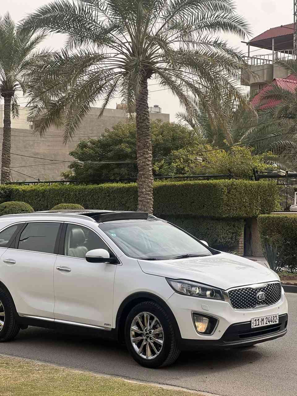 سورنتو 2017 خليجي 
محرك 6سلندر 
بيه صبغ شبر الصندوق من فوك
وكم مكان بارد 
ماشيه 117 الف 
فول 1/1 كويتي
بانوراما 
بصمه 
هند بريك بصمه 
فور ويل 
حساس امامي خلفي 
كشنات جلد قرميدي
بردات خلفيه 
كشنات تدفئه تبريد 
كشنات كهرباء 
صندوق كهرباء 
ويل كب كروم 
تبريد 3 قطع 
مري شفط 
وباقي المواصفات المعروفه
السعر 225 $ وبيه مجال 
مكان السياره بغداد حي الجامعه 
☎️ ***********
