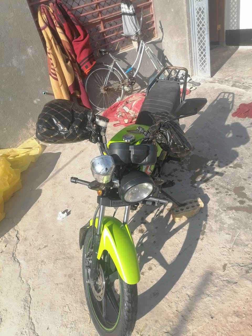 دراجه شاينك للبيع السعر 700وبيها مجال بدون اوراق المكان بابل
الرقم (***********)
