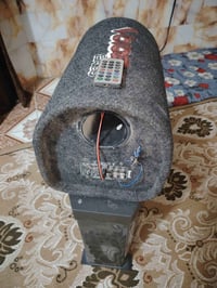 الدمام • سماعة بلوتوث وسط • ريموت موجود