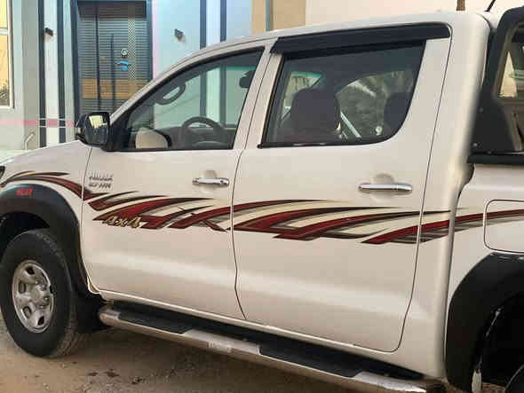 السلام عليكم بيكم فوريل موديل2014 بانزين كير عادي السعر 165  للاستفسار ***********
