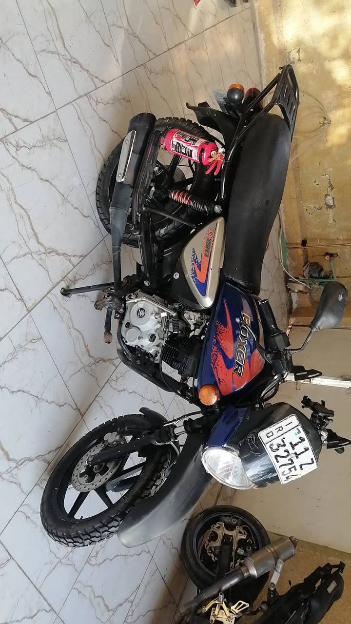 بوكسر مديل 21 شهر ١١
سعر مليون و550 رقم بغداد انكليزي
 بسمي تحويل ثاني يوم
شغاله ونكره وترايك للبصره
مكاني بغداد التاجي
***********
