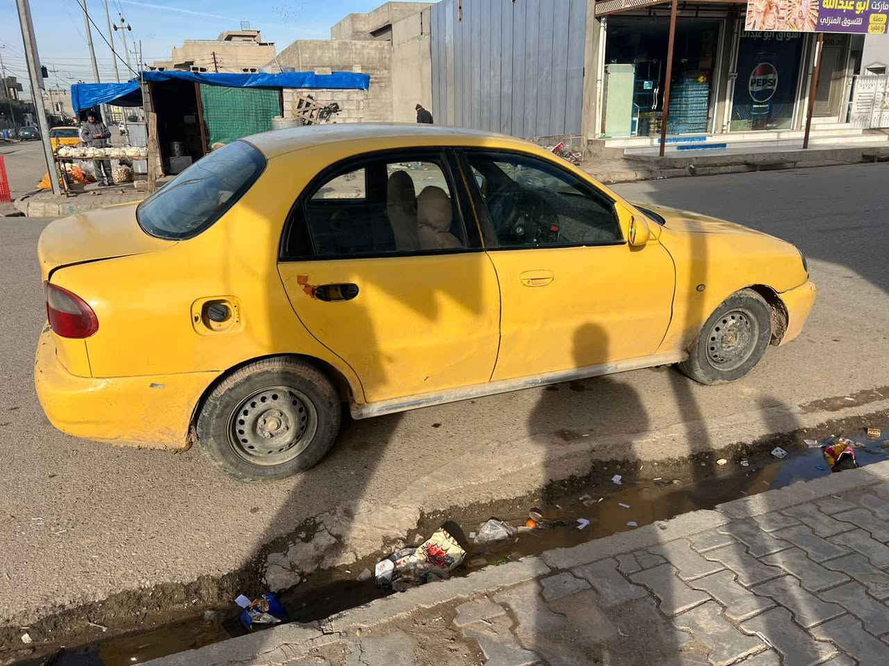 دايو لانوس موديل 2000 الرقم صلاح الدين خصوصي  وليست تكسي السنوية نافذة لغاية شهر 9 كير عادي محرك وكير شرط تاير جديد
شرط التحويل السعر 25 ورقة وبيها مجال
للاستفسار الاتصال على الرقم 
*********** Singapore
