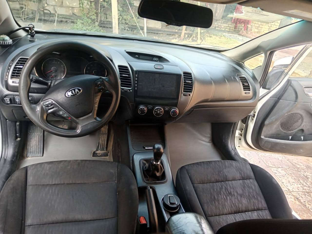 السلام عليكم كي فورتي ٢٠١٦ غاز بانزين باسمي حادثه سرقه جاملغات اماميه كير عادي 6 نمر مكينه ٢٠٠٠ دوش رقم ميسان باسمي السعر 110وبيه مجال للستفار اتصال برقم *********** خاص ما جاوب تصل وتدلل
