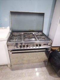 اغراض للبيع جمله او مفرد بيع سريع سعر مناسب 07832437070