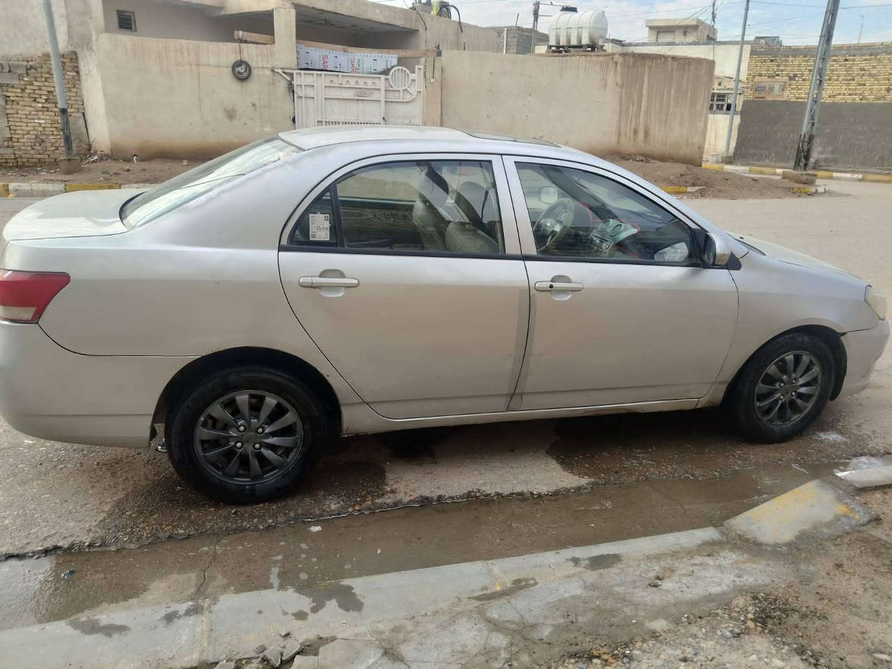 السلام عليكم
بي واي دي للبيع موديل 16 مكينه كهربائيات حدادية تخم تاير جديد سنوية جديدة لل30 الرقم بصرة انكليزي  شرط المداور سيارة جاهزة بس الكير كايم اليشتري على وضعة السعر 54 المكان العمارة حي الربيع للاتصال ***********
