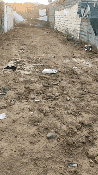 كاع للبيع المساحه 120 متر الواجهة 5 نزال 25 الحميديه شارع الطاقه خامس قطعه على شارع العام ساحب مي مجاري تبليط كيبل كهرباء
***********
