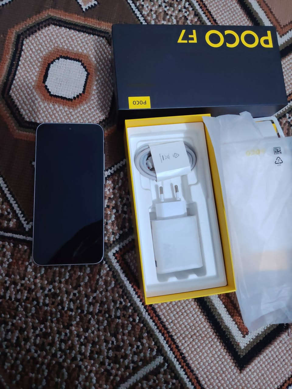 السلام عليكم بوكو f7 5g ذاكره 256 نظيف كلش الجهاز صار أقل من شهرين السعر 400 الف العنوان بغداد الرقم ***********
