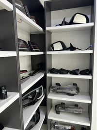 تتوفر كل قطع غيار TESLA بجميع انواعها 3/y/s/x  لدى شركة Evparts.iq انس...