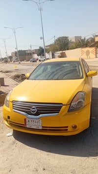 نيسان التيما 2007  صدر تخم تاير كله جديد سنوية عضم عاج تنتهي ب 2027  م...