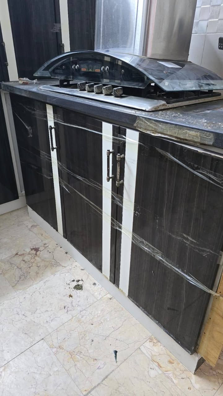 كاونتر نضيف جدا للبيع الصور مواضحه شكله ارتب من صور ب300كامل مكان الكاضميه


**إذا كنت صاحب هذا الإعلان وتريد حذفه لأي سبب، رجاءا أرسل رسالة إلى الدعم الفني**