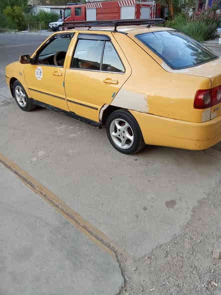 السلام عليكم
متاح شيري كوين تكسي موديل 2010 محور مكينه وكير يارس اوتو مكفولات رقم بابل انكليزي مصفره هيئة وغرامات هزه جديده تحويل ثاني يوم مشروع وطني باي مكان تحول كهربائيات كلها شغاله سنتر لوك شغال مسجل شاشه وست سماعات شغالات بيها نواقص بسيطه للبيع او المراوس 
السعر 26 وبيها مجال بسيط
مكاني بغداد 
هاتف ***********
