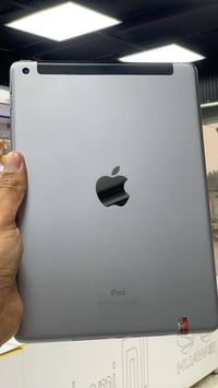 باد ٦ ذاكره ١٢٨  بطاريه ٩٢  نضيف كلش ومكفول سعره ١٦٠  ٠٧٨٠٥٨٢٣٨٣١