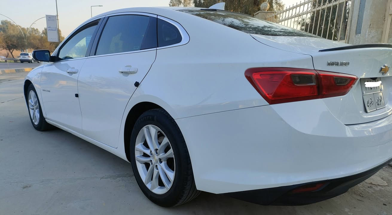 سلام عليكم... ماليبو Lt ابيض ثلجي موديل 2017.. سياره جديده حيل ماشيه 120.. موصفاتها جامات كهرب مريه كهرب تحكمات ستيرن فوال شاشه كبيره تبريد ثلج كشنات كهرب تبريد خلفي يعني قطعتين تبريد نظام ايكو مانع نزلاق لايت زنون بلادي تخم تايرات جديد تشغيل عن بعد بيها بعد موصفات... رقم دهوك شرط تحويل والوكاله.. سعرها 112$... سياره جديده مال بيت مكينه كير شرط... بيها شبرين بل بوند صبغ.. يعني ربع بوند فقط... ***********.. . . . . . ***********
