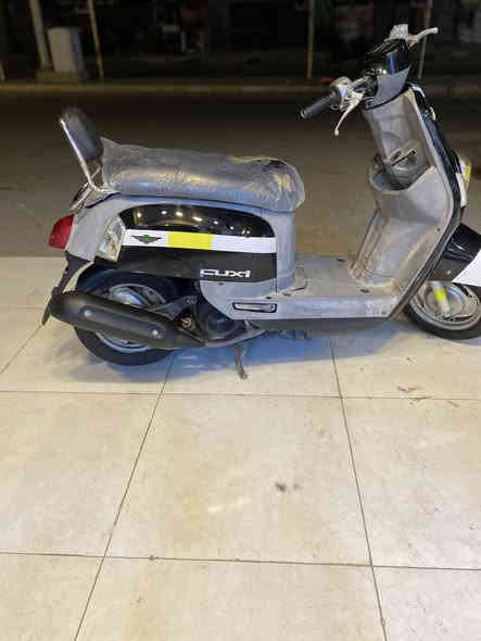 السلام عليكم 

بوليس نوزل للبيع

الدراجة نضيفة بمعنى الكلمة 

كفالة كفالة كفالة  بيهة مكينة بالكارتون 

السعر 950 مجالهة قليل 

مكاني ميسان شارع بغداد قرب الأسواق المركزية

📞 ***********
