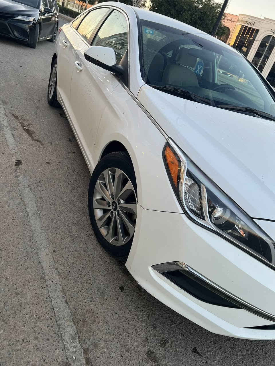 السلام عليكم
هونداي سوناتا ١٧ وارد كلين
ماشيه ١٢٠
كير محرك شركه
مكان فلوجه
السعر ١٤٠
***********
