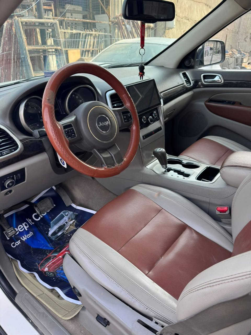 سلام عليكم جيب شيروكي موديل 11 سيارة مكفولة كفالة عامة وارد امريكي كلين ا ***********2ستفسار على هاذا الرقم
