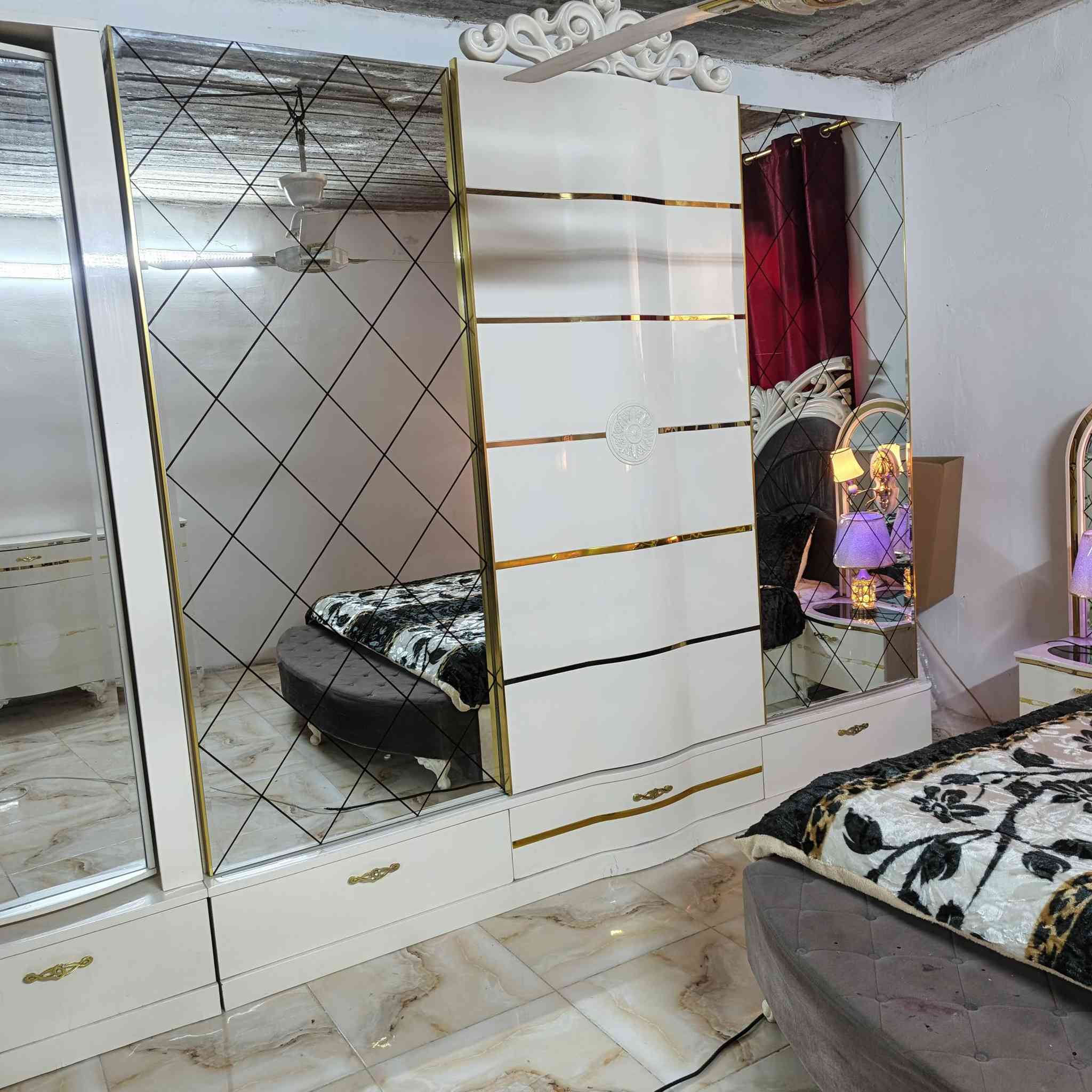 غرفه تركي للبيع *********** مكان سامراء
