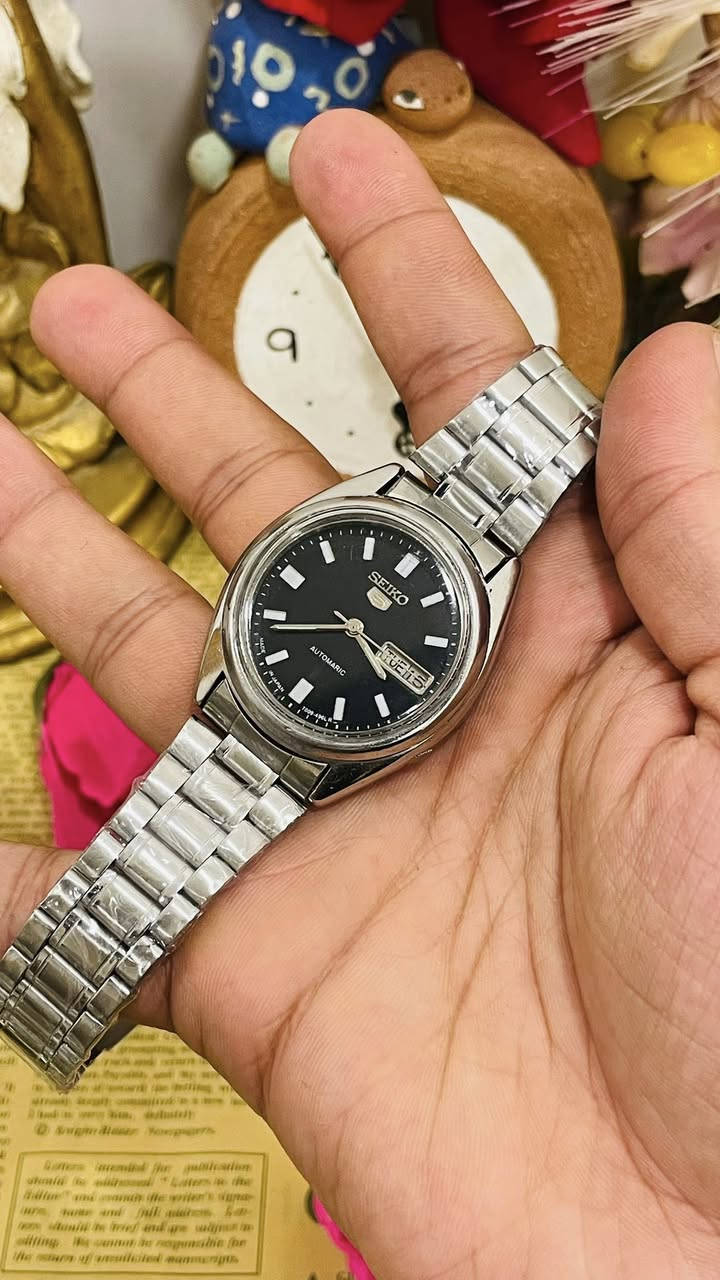 سايكو فايف اوتماتيك لون اسود نظافة 100/100 قطر 38 نافذة للتاريخ عقارب وأرقام فسفورية مختمة القطعة


**إذا كنت صاحب هذا الإعلان وتريد حذفه لأي سبب، رجاءا أرسل رسالة إلى الدعم الفني**