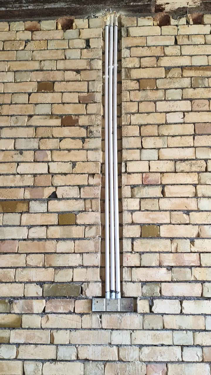 السلام عليكم
تأسيس كهرباء الحديثة للمنازل ( سيمس _ بواري ) 
للتواصل على رقم الهاتف 
***********
