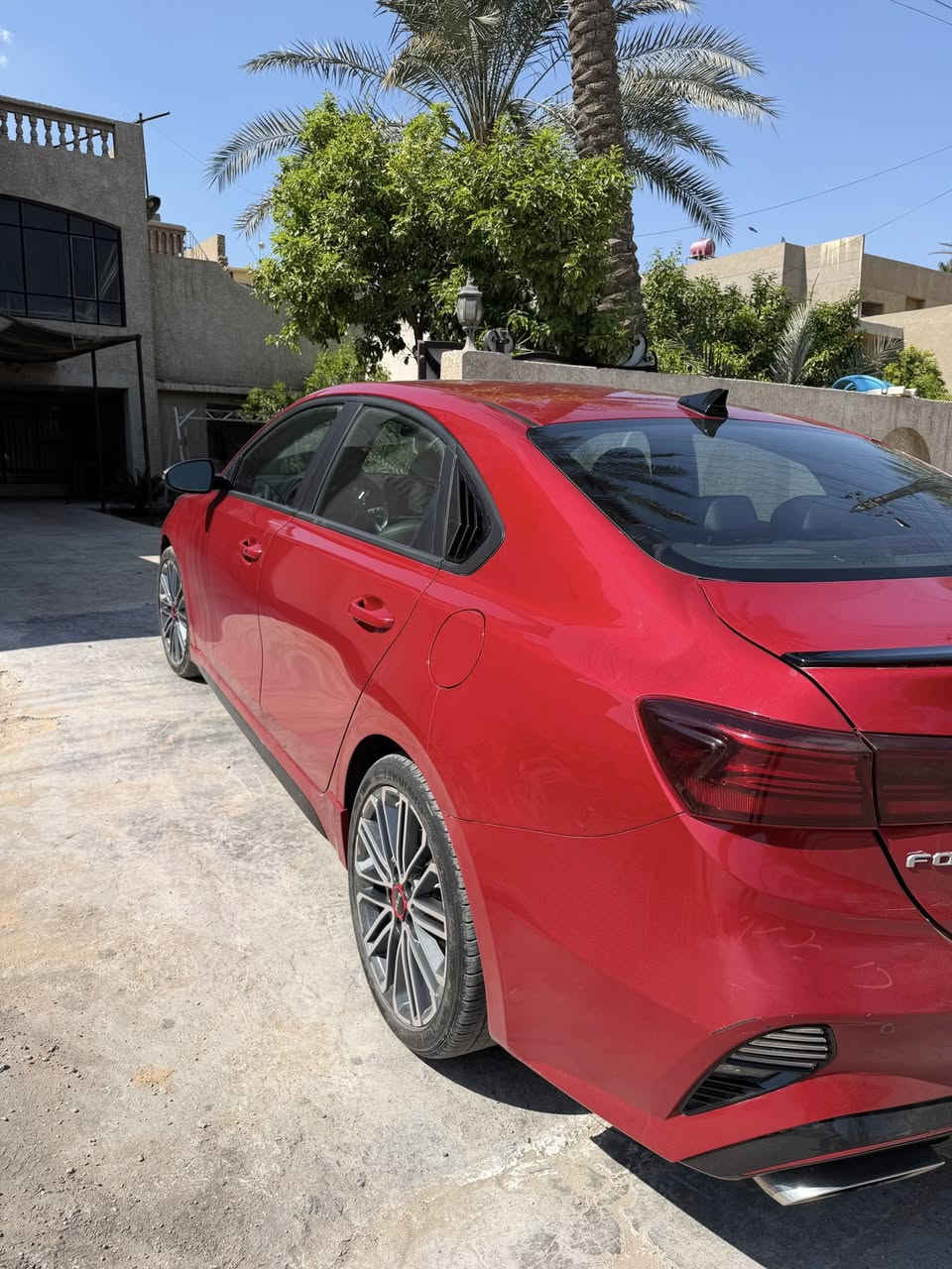 السلام عليكم
للبيع كيا فورتي جيتي GT ٢٠٢٤ 
صبغ. قطعتين  صندوك. وجاملغ خلفي فقط بدون يرباك   
فول للاخير
مواصفاتها :
⭕️ بصمه
⭕️ كشنات تدفئه تبريد
⭕️ تشغيل عن بعد 
⭕️ فتحه سقف
⭕️ صندوق ذكي
⭕️ فول تحكم استيرن 
⭕️ رادارات جانبية 
⭕️ كشنات جلد بل كامل
⭕️ تبريد لمس وقطعتين 
⭕️ مناخ منفصل 
⭕️ شاشة كبيرة 
⭕️ كاميرا دوارة  
⭕️ شاشة اعطال 
⭕️ المحافطة على المسار 
⭕️ قيادة شبه ذاتية 
⭕️ ستيرن حرف D 
⭕️ نظام النقطة العمياء 
⭕️ إنارة ترحيبية بمجرد التقرب من السيارة +اناره دشبول والابواب تكدر تتحكم بيه .
السعر172 بيها مجال
للاستفسار الاتصال
***********
مكانه بغداد حي العدل
