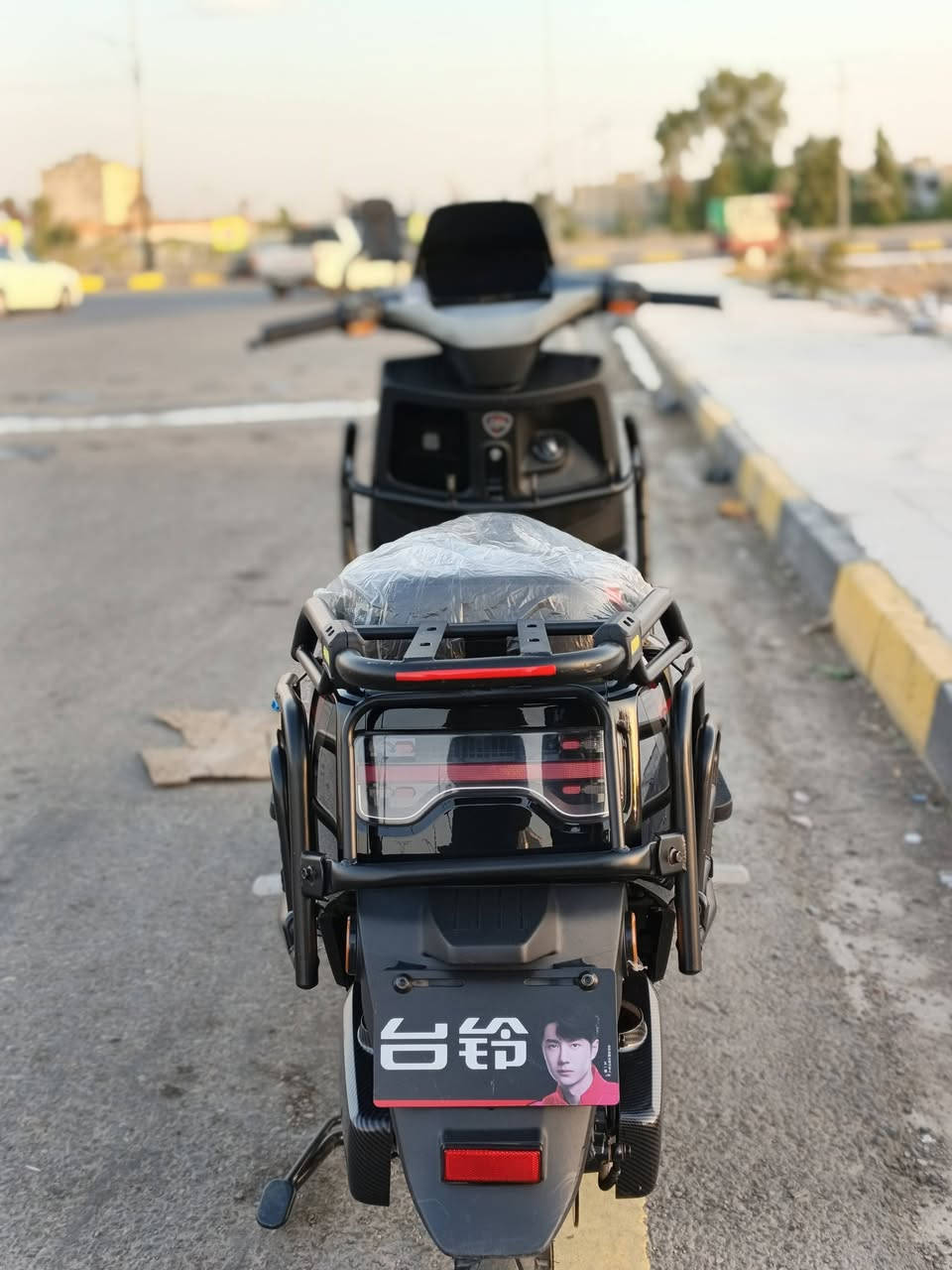 تايلج اسبورت للبيع
السلام عليكم
ماطور تايلج اسبورت 
ملف 3000 
40امبير
يمشي 85 حقيقي 
بصمة و كارت 
وصل شراء موجود 
السعر1100 مليون و 100
***********
***********
