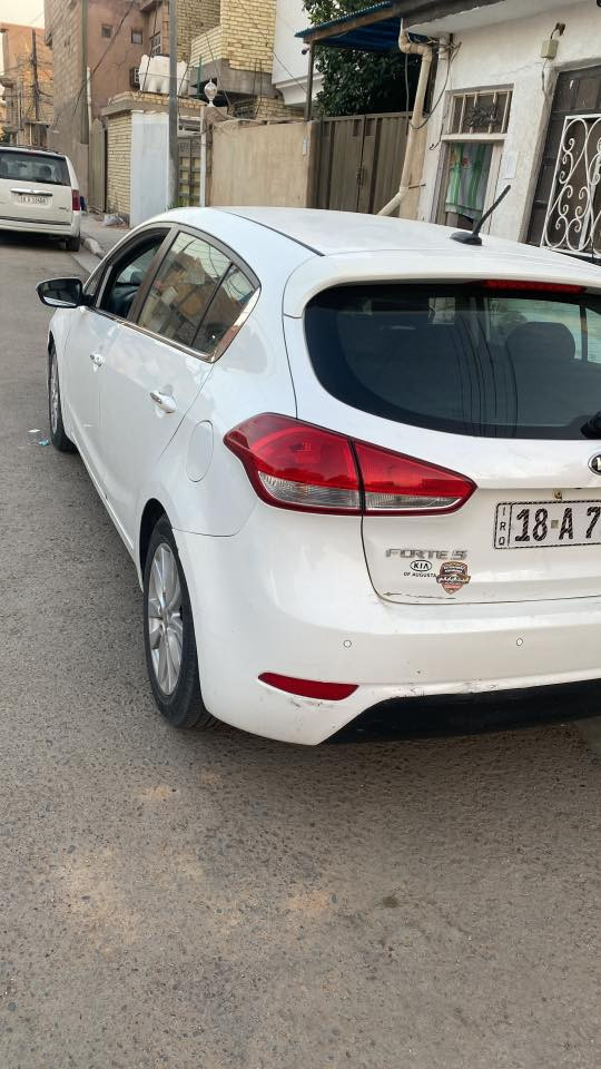 فورتي 5 (هاشباك) 2015 السيارة نظيفة 
وارد امريكي
السعر 112 وبي مجال
الحادث بسيط بالصور موجود بالتعليقات
محرك 2000 gdi 
 محرك قوي ونشط 
تبريد ثلج
ما متعوبة السيارة
ماشية 80 الف 
استعمال شخصي
رقم بابل هزة جديدة

المكان كربلاء 
***********

https://en.autoconsultant.com.ua/automobile/kia/forte/033170fe17b2f74-2015-kia-forte-knafx5a86f5335361/

