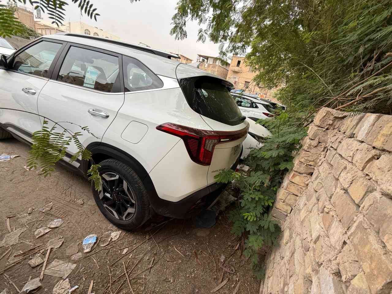 كيا سليتوس وكالة الدولية 2025
عداد المسافة 7000 كيلو فقط

كشنات جلد بيجي و عليها دوشمه اصليه

فول ماعده الفتحه: 

(شاشه- ابل كار بلي - اندرويد اوتو -كاميرا - حساسات-تحديد مسار-هاند بريك بصمه-٣ انظمة قياده-تحكم ستيرن-وبقية المواصفات المعروفه)

***********

العنوان: بغداد 

السعر 27 مليون وبيها مجال بسيط
