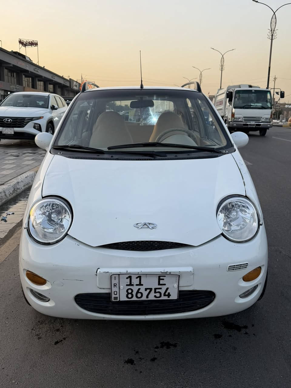 السلام عليكم كيو كيو 2013 رقم بغداد انكليزي
سياره نضيفه بدون صبغ محرك وكير جدد تبريد شغال 

السعر ( 30$ ) مكانها بغداد ***********
