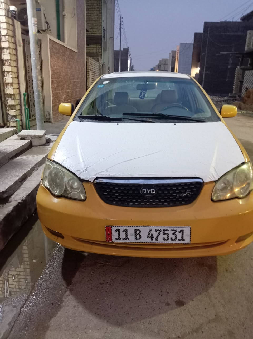 السلام عليكم بي وادي اف ثري محور كورلا ١٦٠٠ مديل ١١  مكينه كير خير من الله رقم بغداد انكليزي داخله مرتب تخم تاير جديد شواصي لغود مكفولات تبريد ثلج السعر ٤٩ وبيها مجال قليل مكاني بغداد الدوره ***********
