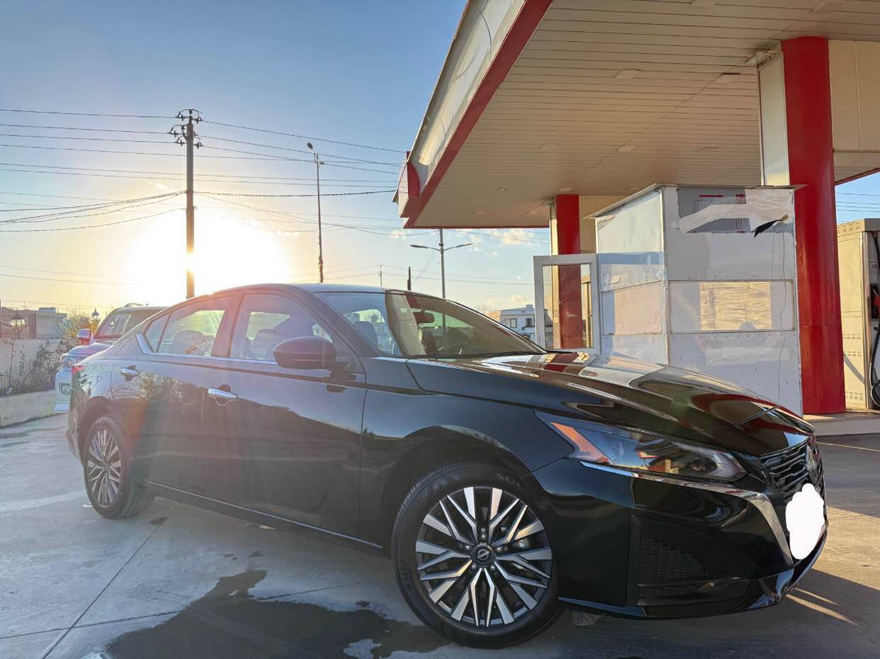 نیسان ئاڵتیما ۲٠۲٥ sv
پێش و پشت کەپس تەنها ۳ مایل چووە 
یەک پارچە بۆیاخ و دوو دەرگا کراوە بە بیلاد سفر سفرە
*********** السليمانية, العراق
