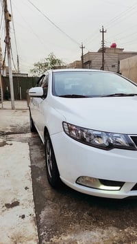 سيراتو 2013 مكفوله بغداد  07711902147