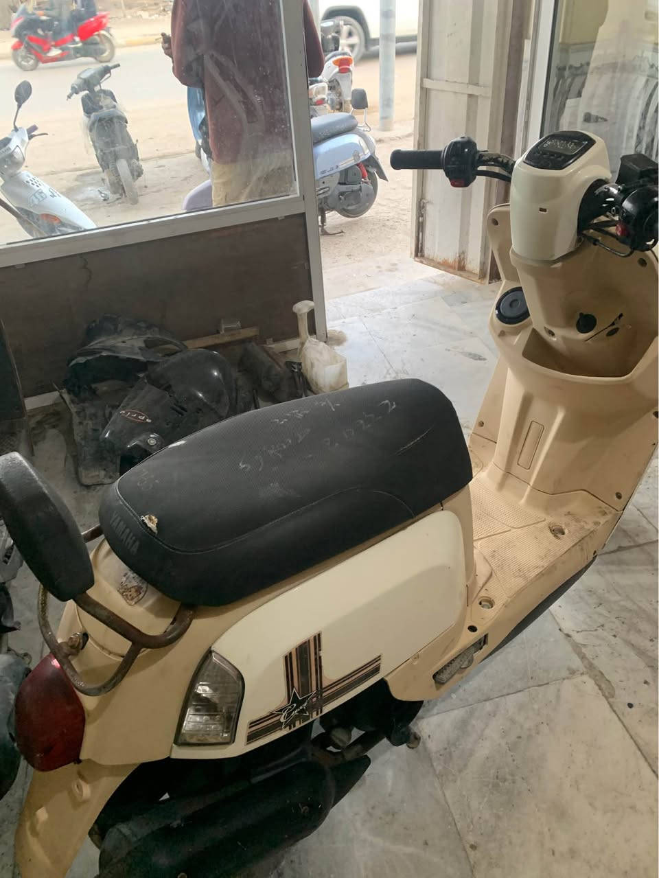 دراجه بوليس نوزل حاويه 
سعر ٩٠٠ وبيها مجال قليل مكان ناصريه 
صالحيه شارع القائد ناصرية, ذي قار


**إذا كنت صاحب هذا الإعلان وتريد حذفه لأي سبب، رجاءا أرسل رسالة إلى الدعم الفني**