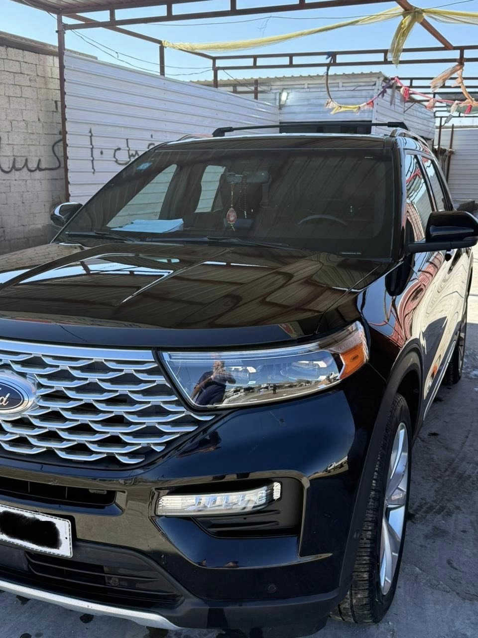 فورد اكسبلور بلاتينيوم 2022 اللون اسود ملكي رقم بغداد (كلين تايتل ) مكفولة من الصبغ والتبديل والبارد والشخط 
حجم المحرك : 6سلندر هايبرد 
رقم بغداد الانكليزي الجديد
فتحة بالسقف
أعلى مواصفات للبلاتينيوم

كود بالتكمة لفتح الباب
بصمة ابواب
بصمة تشغيل
تشغيل عن بعد ,𝐑𝐄𝐌𝐎𝐓𝐄 𝐒𝐓𝐀𝐑𝐓
سماعات ,𝐁𝐀𝐍𝐆&𝐎𝐋𝐔𝐅𝐒𝐄𝐍
شاشة دشبول ديجيتال
شاحن هاتف لاسلكي 
كاميرة °360 
كاميرة امامي
كاميرة جانبي
كاميرة خلفي
كير ماوس
هاند بريك بصمة
اوتو بارك  ،𝐀𝐔𝐓𝐎 𝐏𝐀𝐑𝐊
اوتو هولد ،𝐀𝐔𝐓𝐎 𝐇𝐎𝐋𝐃
اوتو ستارات،𝐀𝐔𝐓𝐎 𝐒𝐓𝐀𝐑𝐃
اوتو ستوب ,𝐀𝐔𝐓𝐎 𝐒𝐓𝐎𝐏
رادار امامي (تحديد مسار)
رادار جانبي  (نقاط عمياء)
رادار خلفي (التحذير من الاصطدام)
حساسات °360
حساسات امامي 
حساسات جانبي
حساسات خلفي
نظام ,𝐄𝐂𝐎
نظام ,𝐍𝐎𝐑𝐌𝐀𝐋
نظام ,𝐒𝐏𝐎𝐑𝐓
نظام ,𝐓𝐎𝐖/𝐇𝐀𝐔𝐋
نظام ,𝐒𝐋𝐈𝐏𝐏𝐄𝐑𝐘
داخل ليد 𝐋𝐄𝐃
تحكم استيرن
استيرن كهربائي 
استيرن خزن+ميموري
استيرن تدفئة
كشنات vip منفصل
كشنات جلد
كشنات كهربائي 
كشنات تبريد
كشنات تدفئة 
صندوق شفط كهربائي 
لايتات ليد وعدسة زينون بيلادي
بلوجكترات 𝐋𝐄𝐃 بيلادي
وباقي مواصفات البلاتينيوم 
ماشية 39 الف  قابل للزيادة
السعر 295 وبيها مجال 
للاستفسار الاتصال على الرقم ( *********** )علما بلحقيقه السياره احله
