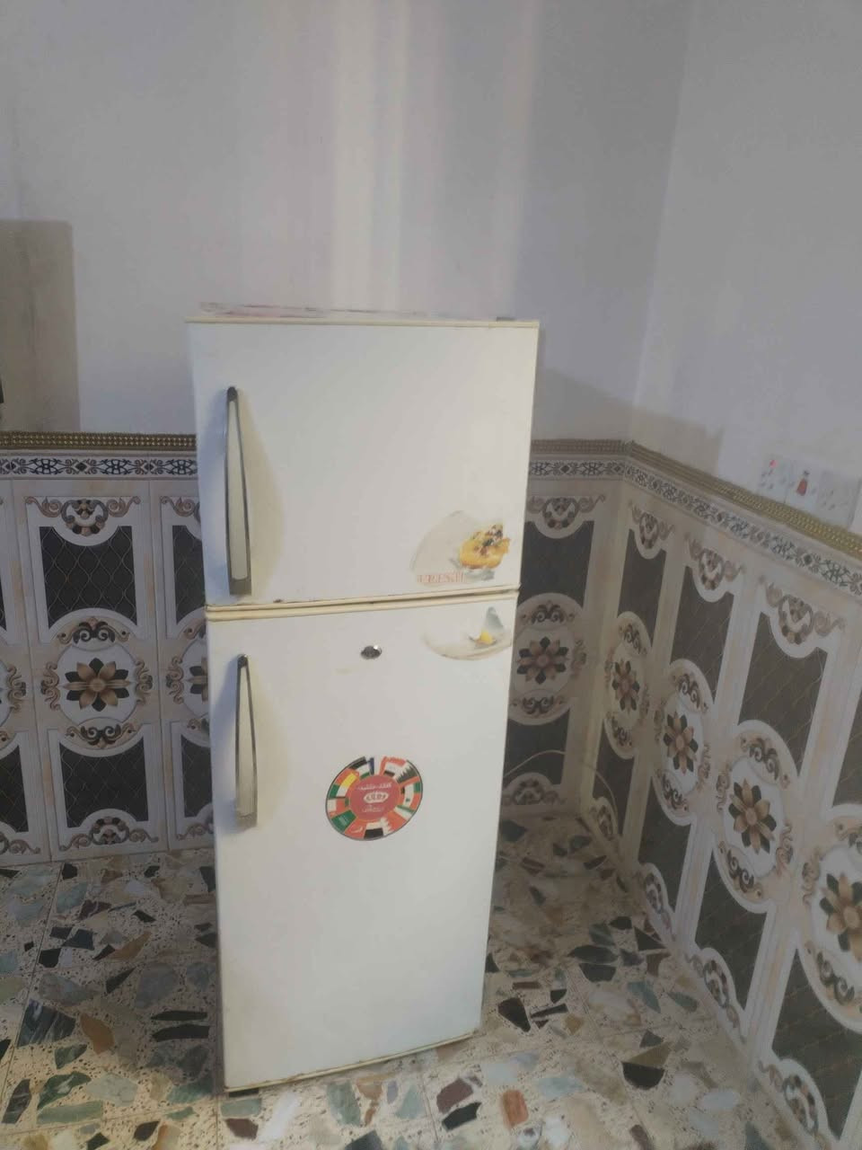 ثلاجه 13 قدم كوري علفحص فول تجميد على وضع شركه  اكو توصيل للباب اوصله شغل وتفحص تقتنع يله تنطي فلوس  سعر 120 هيه وتوصيله شراي يتصل*********** المدائن, بابل
