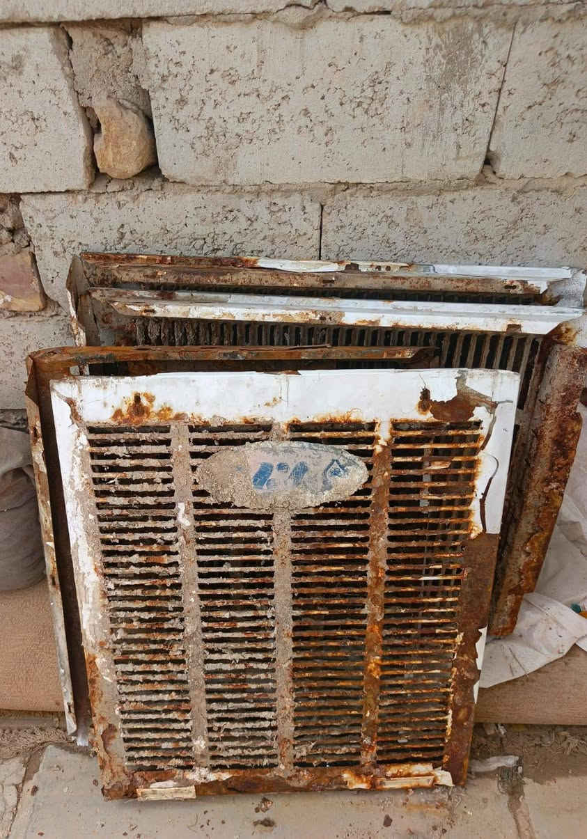 مبرده للبيع بيها شويه كسر من الصفحه مامأثر عليها وسهل تصليحه هيه والماطور ب 35 واذا تريدها بدون ماطور ب 15 قفل العنوان ديوانيه حي العسكري الرابع


**إذا كنت صاحب هذا الإعلان وتريد حذفه لأي سبب، رجاءا أرسل رسالة إلى الدعم الفني**