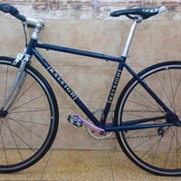 شلون كباتن متوفر للبيع دراجة    دراجة تصميم رود محولة سنكل سبيد سرعة و...