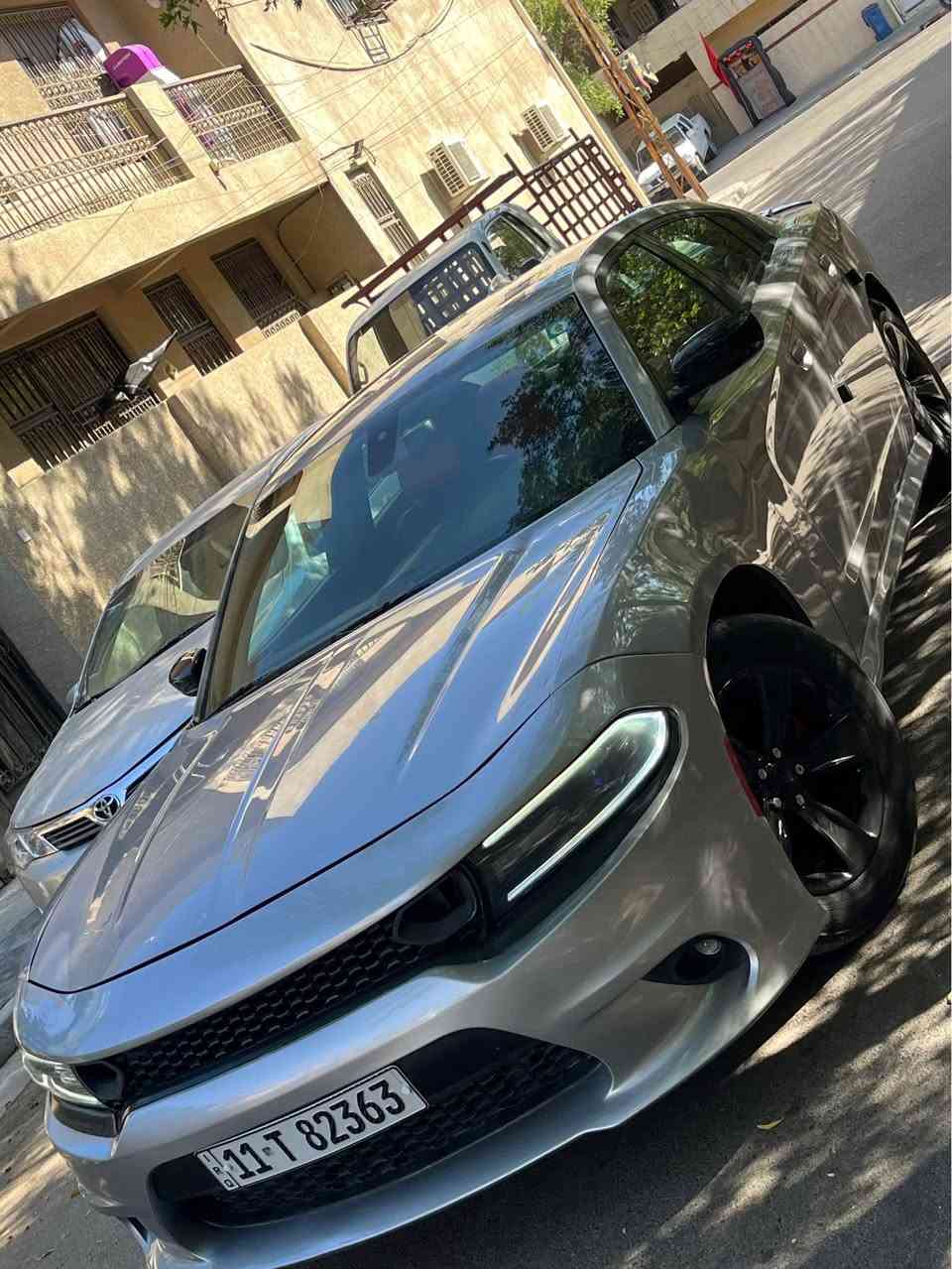 بيع او مراوس 
*********** 📞
🚘 دوج جارجر    
▪️ محرك  v6 3600  
▪️ رقم: بغداد بسمي  
✨ المواصفات:
▫️ كشن جلد + كهرباء 
▫️ قطعتين تبريد 
▫️شفتات  
▫️ شاشة جبيرة  
▫️ تحكمات ستيرن
▫️ بصمه تشغيل 
▫️لايت زنون+ لد نهاري  

( ملاحضه السياره بيها 4 قطع صبغ وبنيد مبدل اصلي بدون صبغ + تعمير بلغد   )

📍 الموقع: بغداد - السيدية بغداد, العراق
