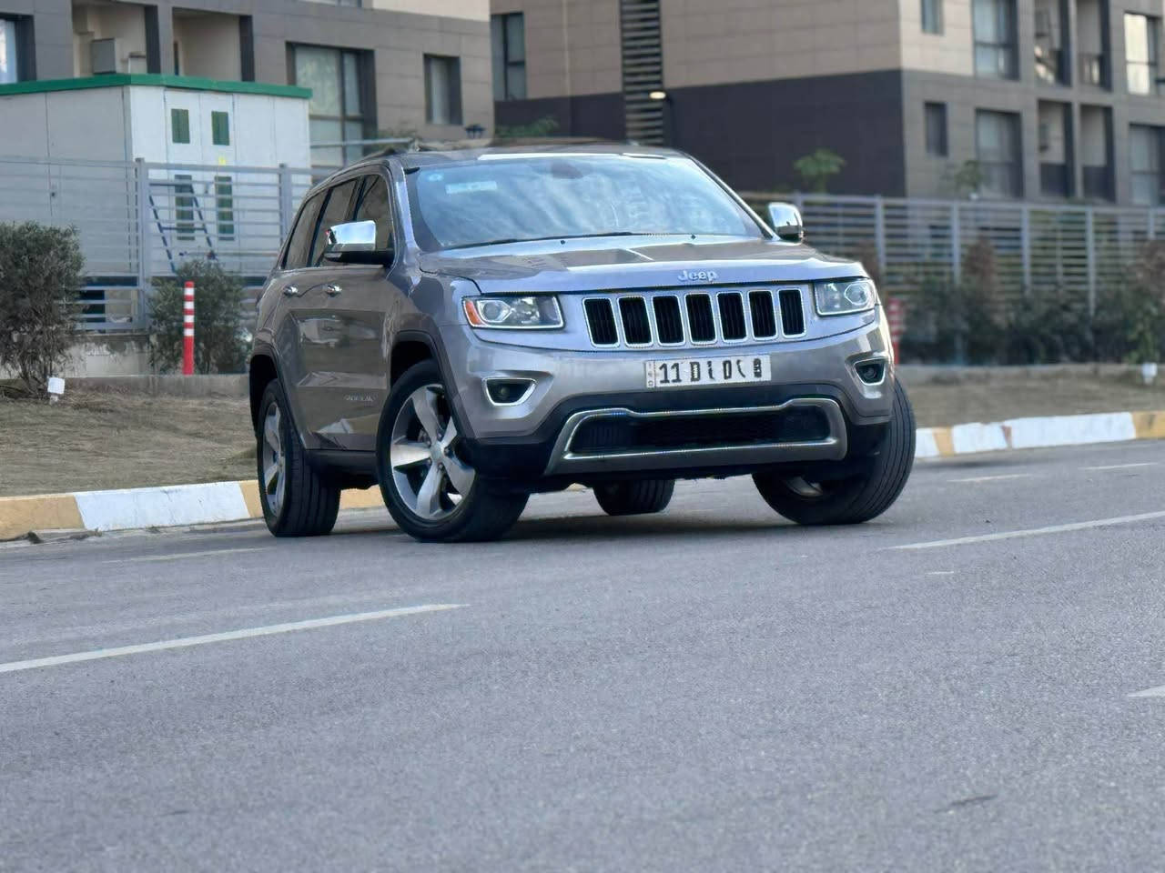 سلام عليكم 
جيب موديل 2015 
للبيع حادث خفيف بدون دواخل فول مواصفات لمتدد رقم بغداد بسمي تحويل مباشر مكاني بغداد السعر 197 $ الاستفسار اتصل 
*********** بغداد, العراق
